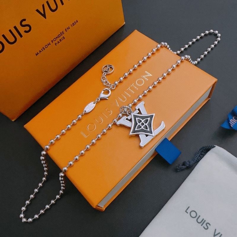 Louis Vuitton Necklaces